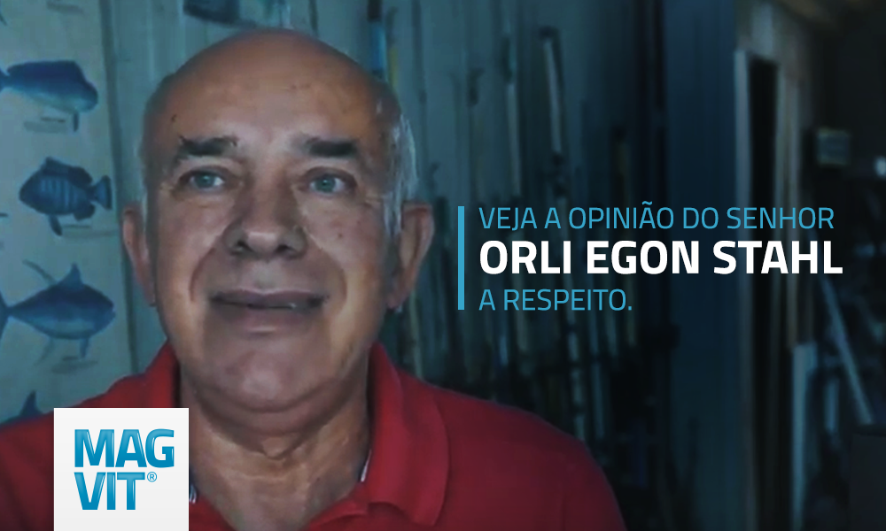 imagem de um senhor de 64 anos que expõe sua opinião sobre as contribuições do Magvit para diminuir as dores causas por lesões no punho.